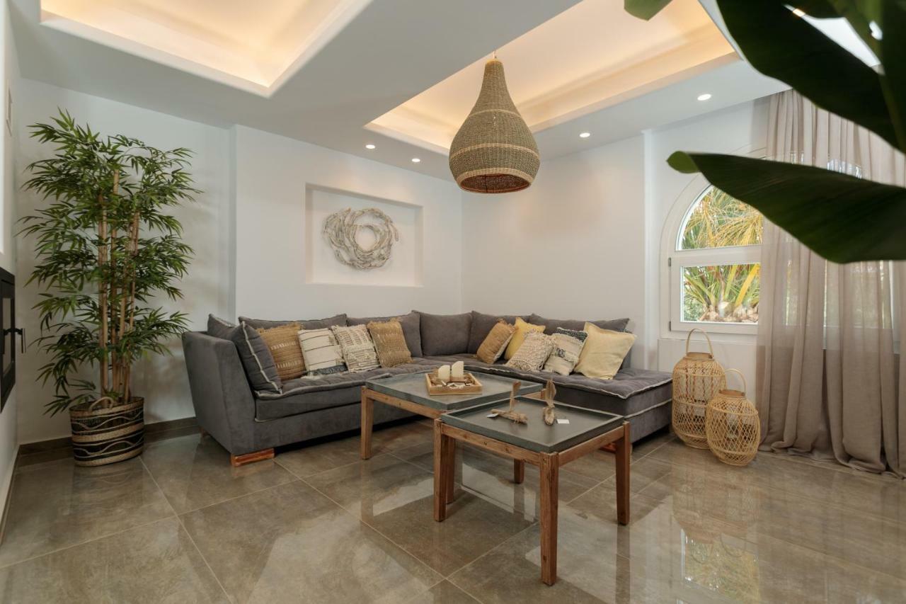 Archetypo Villas And Suites Naxos City ภายนอก รูปภาพ